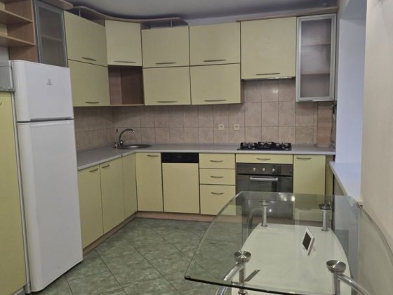 Оренда 3х кім. квартира по вул. Европейська, ремонт, меблі, техніка. Кременчук