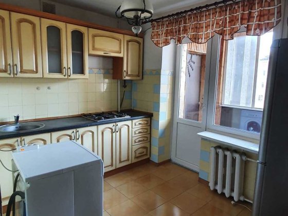 Оренда 2х кім . з індив. опаленням вул.Коновальця Івано-Франківськ