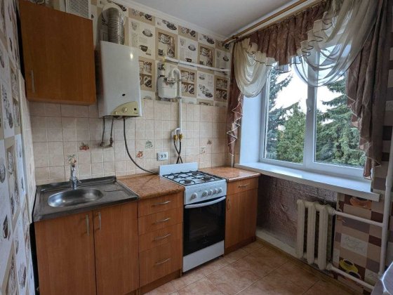 Від власника! Центр, РЦ 'Промінь' - затишна 2-кімнатна з ремонтом Луцьк