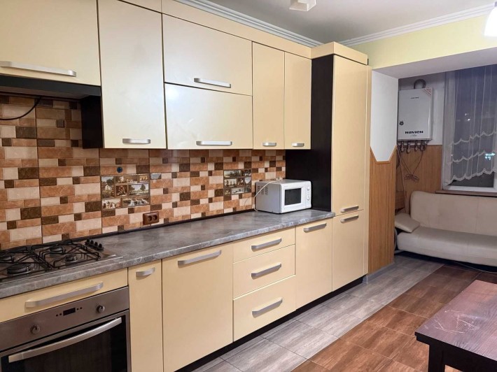 Здаю в оренду квартиру Хіміків-Тролейбусна - фото 1