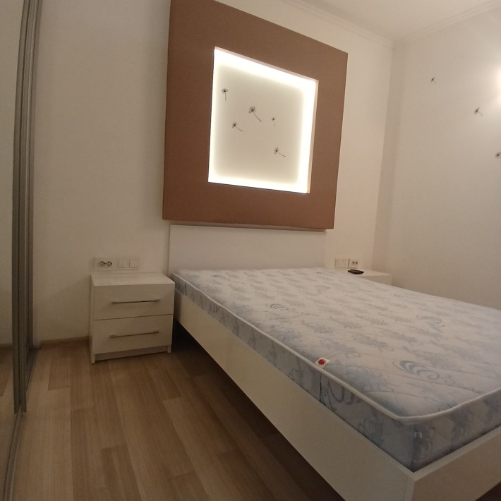 Оренда 2 к квартири,центр,вул.Південний Бульвар - фото 1