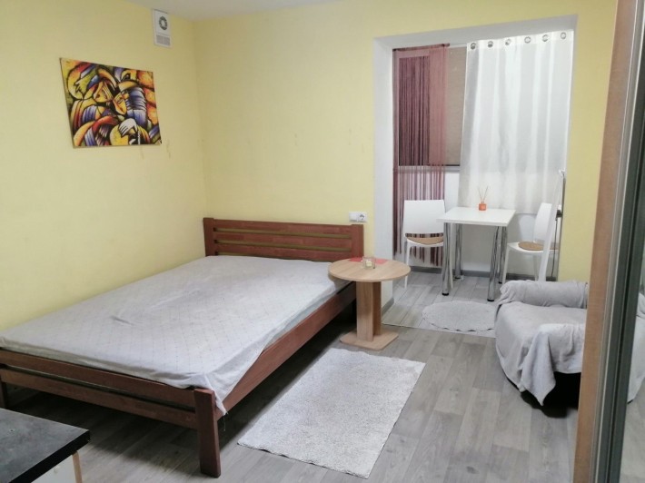 Здам затишну студійну квартиру 9000Грн - фото 1