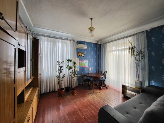 Сдам 2х комнотную квартиру Кривой Рог