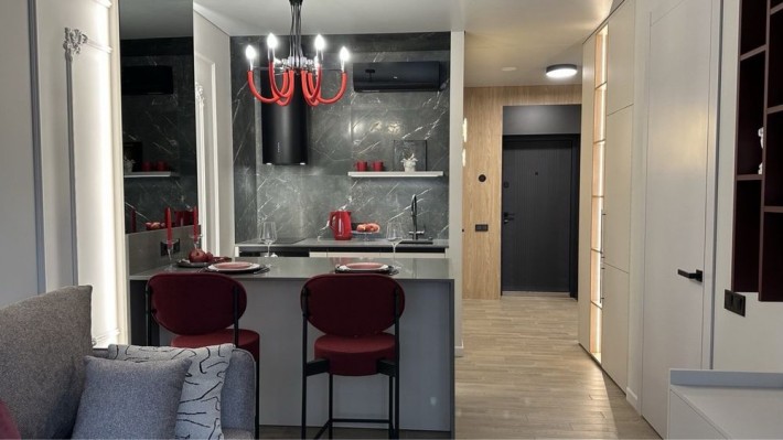 ЖК Центральний 2. Квартира з новим ремонтом. - фото 1