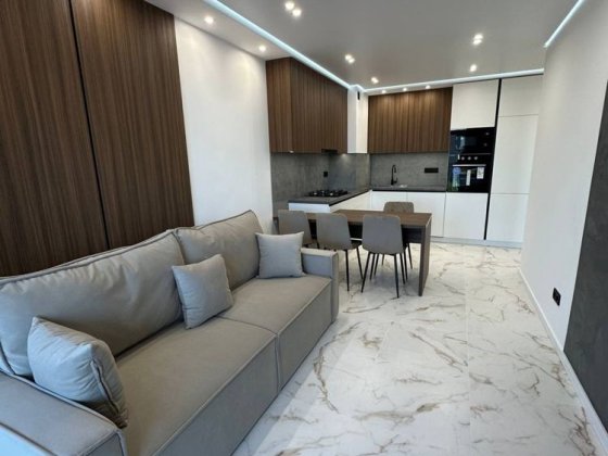 Перша оренда 2 км в новому житловому комплексі поруч із центром Івано-Франківськ