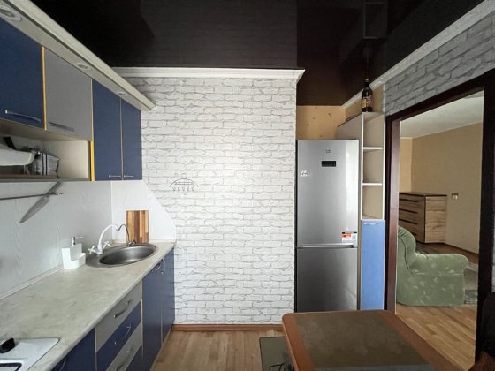 Оренда. Соцмісто. 2 кімн. Металургів 13. Дуже Тепла Кривой Рог