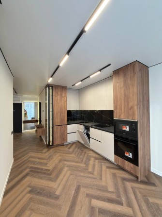 Оренда стильноі 1к.квартири в.ЖК Манхетен з паркінгом - фото 1