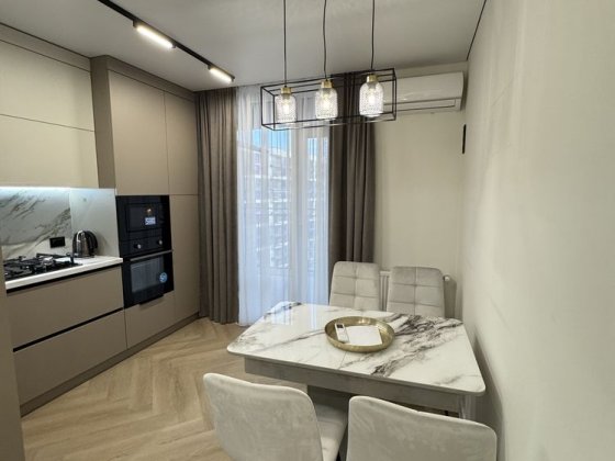 Перша здача 2 кімнатної квартири у ЖК Family Plaza, обжитий будинок Івано-Франківськ