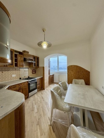 Оренда 2 кімнатної квартири з винлядом на міське озеро. Перша здача - фото 1