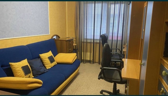 Військовим чи цивільним здається 2-х кімнатна квартира 10 м-рн за 8000 - фото 1