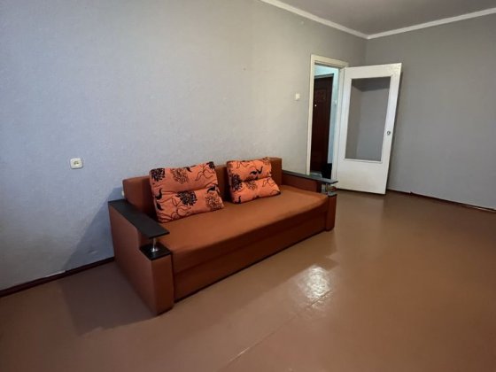 Оренда 1км на Мельника Ровно