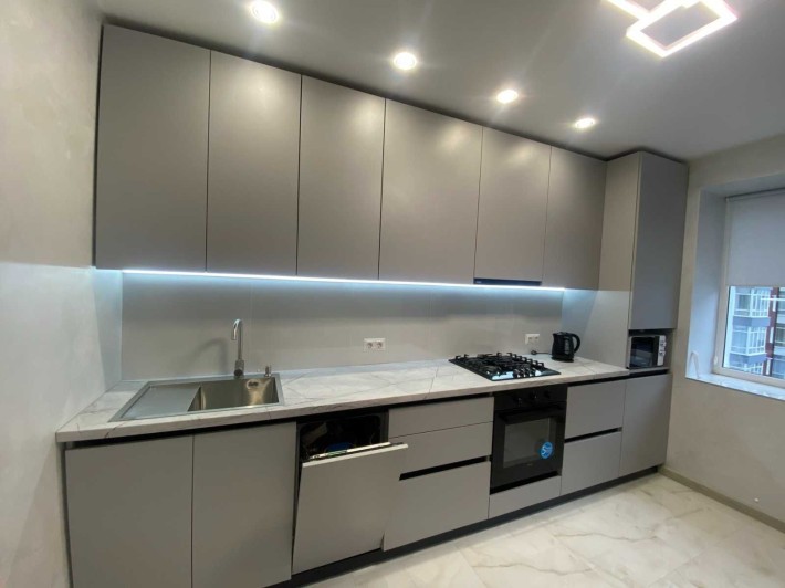 Оренда 1 кім Кв Перша здача Класу Люкс - фото 1