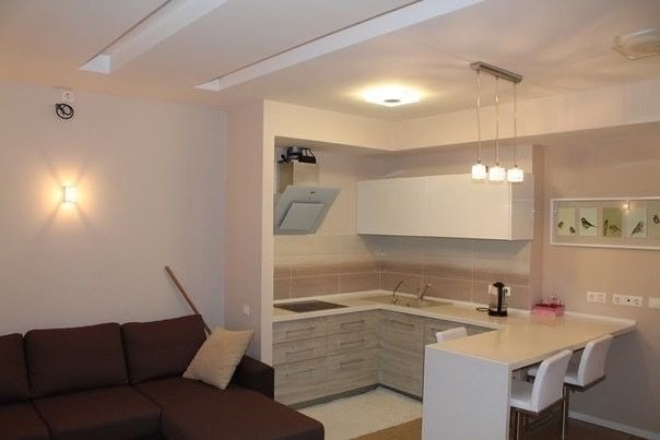 Здається 3-кімнатна квартира, вул. Космонавтів - фото 1