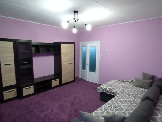 Здається в оренду двокімнатна квартира в центрі Ровно