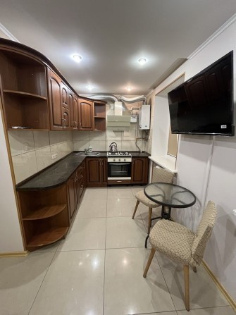 Квартира на Свято-Миколаєвськой(Леніна) - фото 1