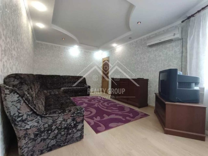 Оренда затишної трьокімнатної квартири на Соцмісті (мурашник). - фото 1