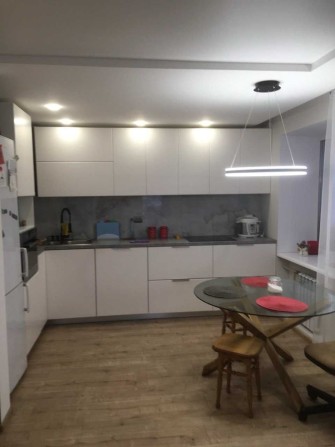 В оренду 2-кімнатна квартира по вул. Харківська (біля ТЦ Мануфактура) - фото 1