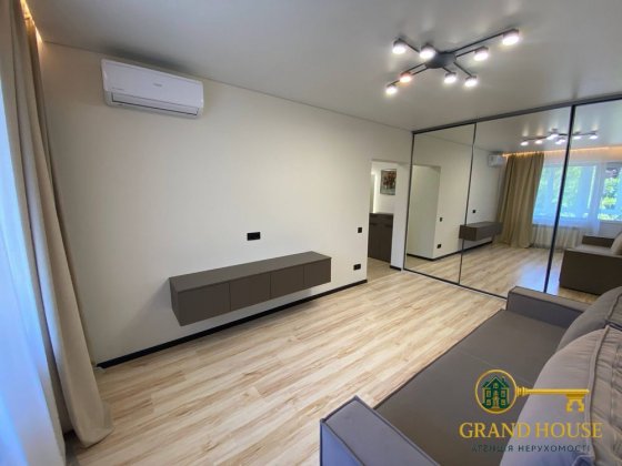 Оренда розкішної 2-кімнатноі квартири на Проспекті Поштовому Кривой Рог