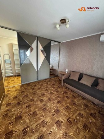 Оренда 2-кімнатної квартири з великою терасою в центрі міста! - фото 1