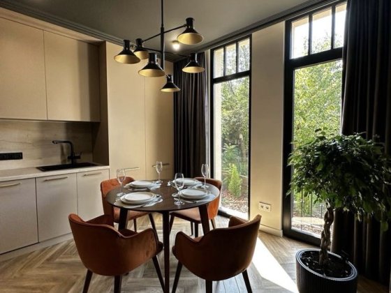 Оренда 1-кімнатної квартири + кухня-студія в новобудові «Ridge» Чернівці