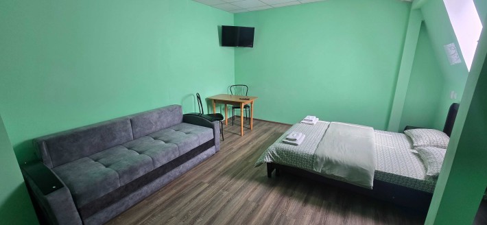 Квартира-студія від власника: оплата за місяць, комунальні включені! - фото 1