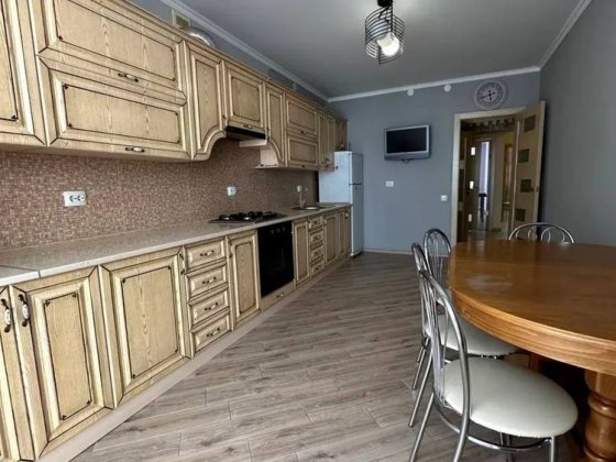 ОРЕНДА!від ВЛАСНИКА 3-кімнатна квартира у центрі міста (довгостроково) Івано-Франківськ