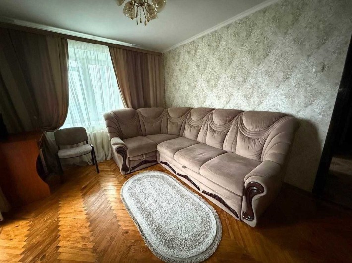 Оренда 2-кімнатної квартири вул. Івана Сірка (біля оз. Чеха) - фото 1