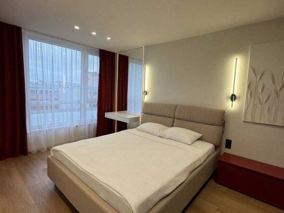 Здається в оренду, однокімнатна  квартира в Main House! Ивано-Франковск