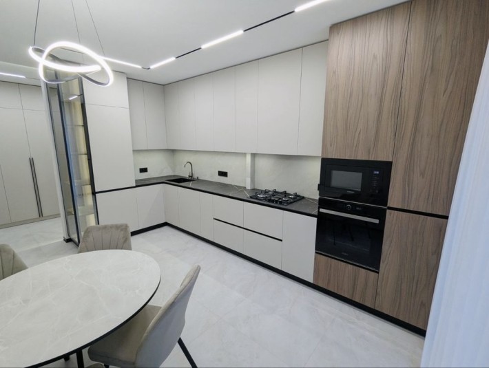 Оренда 2 кімнатна квартира ЖК Липки.Перша Здача!Парк,Озеро поруч центр - фото 1