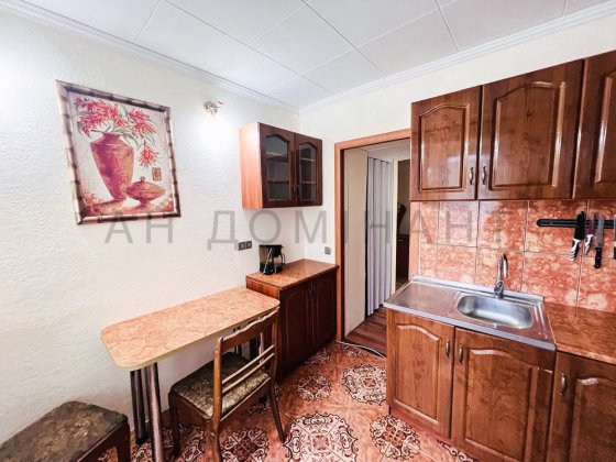 Оренда 2кімн квартири. Вул. Хотинська(біля АТБ) Чернівці