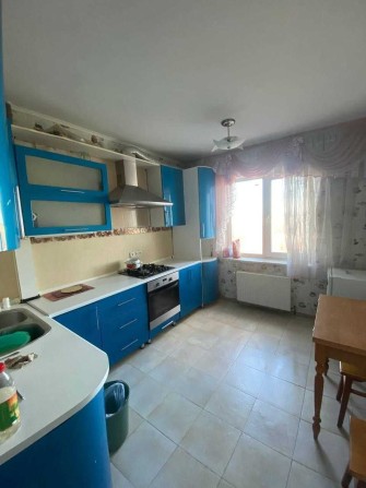 Оренда 3-кімнатної квартири вул.Петропавлівська - фото 1