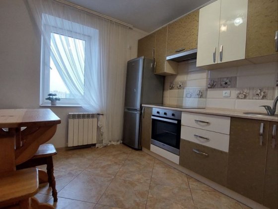 Оренда 1 кімнатна квартира на 1- місяць часу Ровно