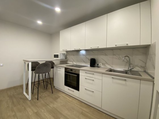 Козацька 2/1, двокімнатна, довгостроково Черкассы