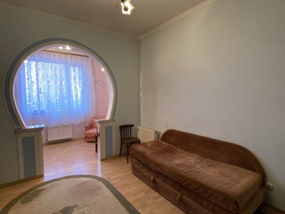 Оренда 1 кім квартири по вул. Руській Чернівці