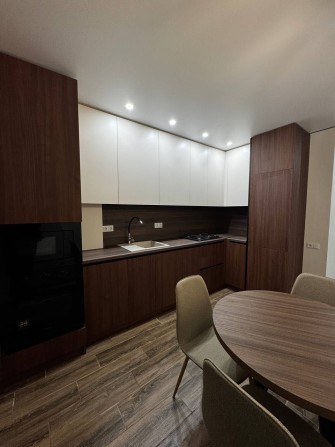 Оренда стильної 1 км квартири поруч з центром - фото 1