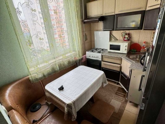 Здається 1 кімнатна квартира на ПРОСПЕКТІ НЕЗАЛЕЖНОСТІ (ТЦ Майдан) Чернівці