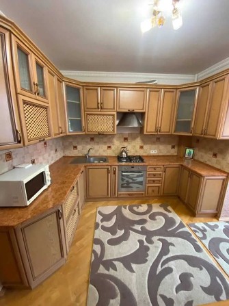 Оренда 2 кім.квартири біля піонерського парку - фото 1