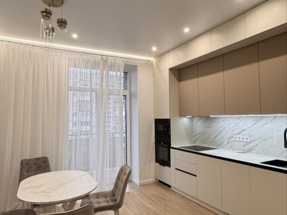 Перша здача. 1,5 кімнатна квартира. ЖК Сторожницький Ужгород