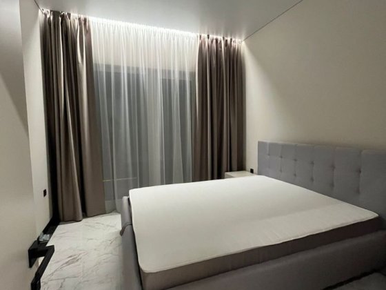 Здається в оренду 1, 5кімнатна новобудов квартира в ЖК Родовід. Центр Ужгород