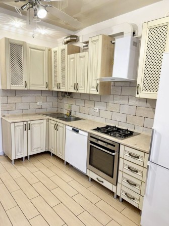 Оренда 1к НОВОБУДОВИ, р-н КВАРЦУ (ЖК ЗАТИШНИЙ КВАРТАЛ), є посудомийна! - фото 1