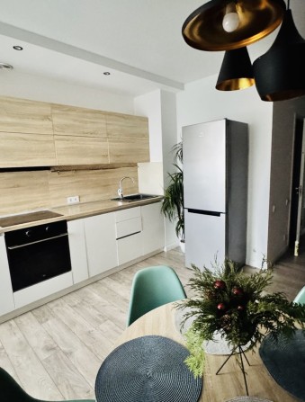 Оренда 2 квартири в районі Митниця - фото 1