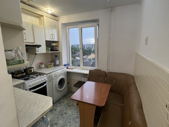 Терміново Здається 3км кв Р-н Стадіону Буковини вул. Щербанюка Чернівці