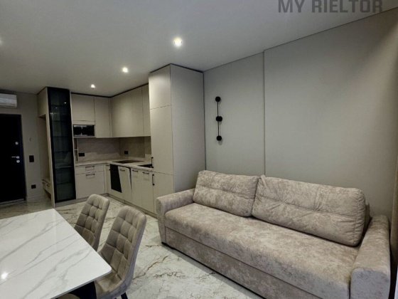 Оренда однокімнатної квартири по вул.Радіщева Ужгород