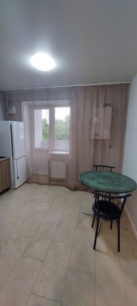 Квартира в новому будинку, індивідуальне опалення! - фото 1