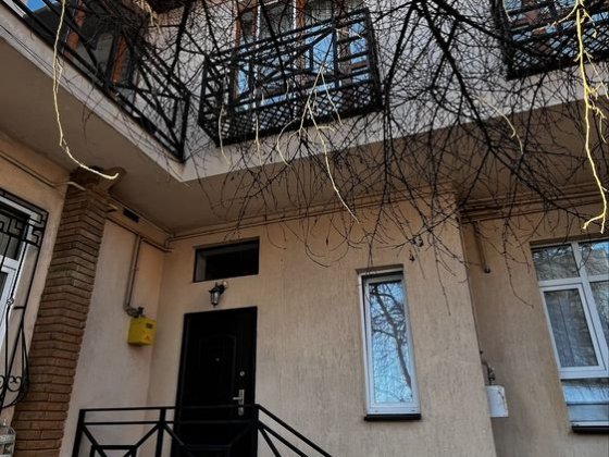 Оренда 1-кімнатної дворівневої квартири  в центрі міста Чернівці