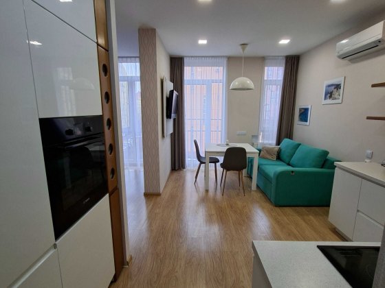 Оренда 1-кім квартири 40 м2 в ЖК Комфорт Таун, вул. Регенераторна, 4 Киев