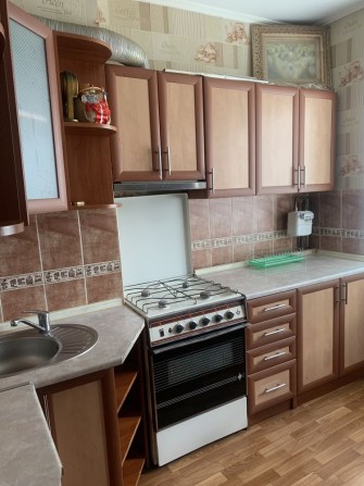 Сдам 2 ком квартиру! - фото 1