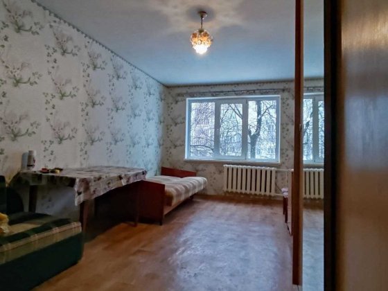 Очень тёплая двухкомнатная квартира , свет не отключают. Чернігів