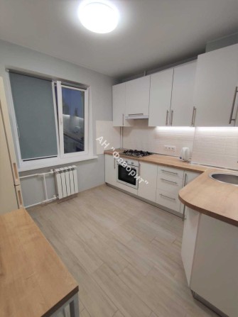 Вільна.  Однокімнатна з ремонтом. Рокосовського,Нива,Сіверський. А1 - фото 1