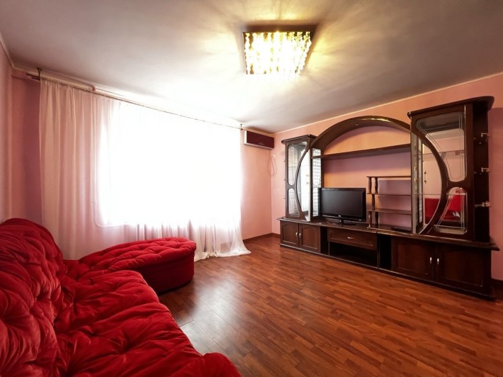 Оренда 2х кімн квартири. Центр. ЦУМ. Меблі. Техніка - фото 1